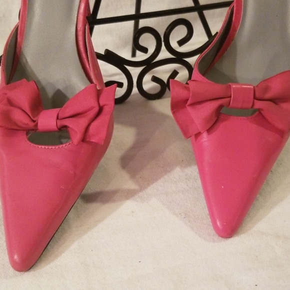 BCBG PARIS SHOES - Picture 2 of 6